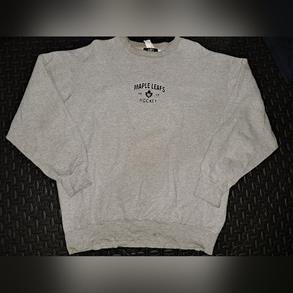 Vintage Embroided Toronto Maple Leafs Crewneck